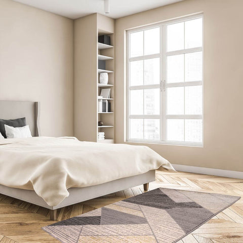 Deco Home 5.25' x 7.5' Modern Abstract Indoor Area Rug with Non-Slip Backing, Serged Edges, .4" Pile Height, Soft Polypropylene (Black/Tan) - DecoGear