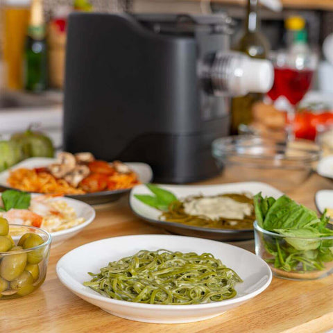 Deco Chef Automatic Pasta Maker, 13 Pasta Types, Ready in 10 Minutes, Dishwasher Safe - DecoGear